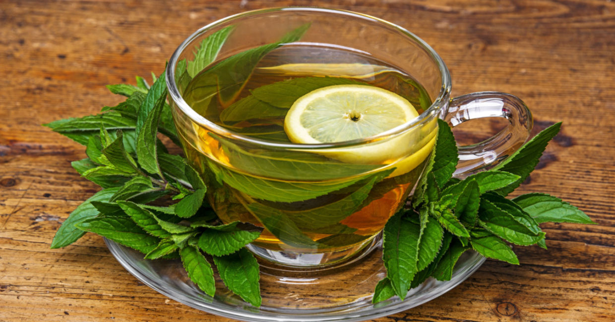 Spicy mint tea is good for you.